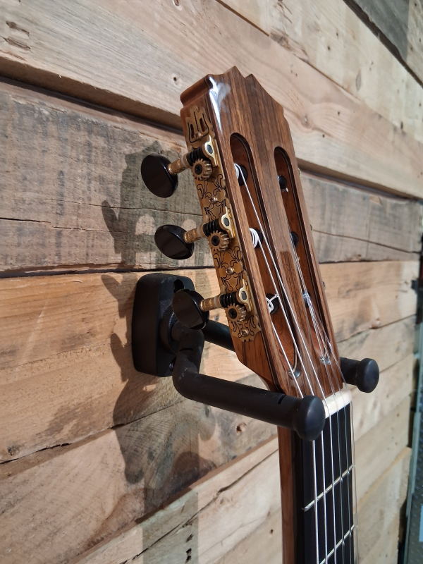 Tiepolo Modell SN, Fichte / Walnuss vollmassiv, Demomodell, made in the EU